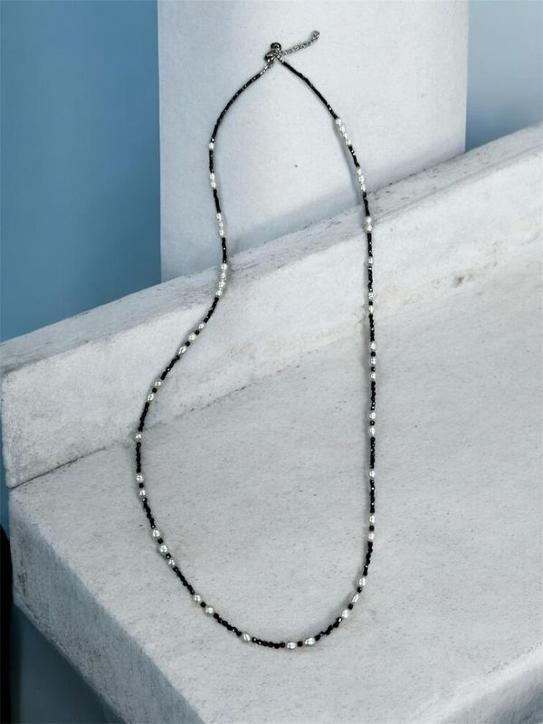 KA-0037黑尖晶頸鏈配珍珠