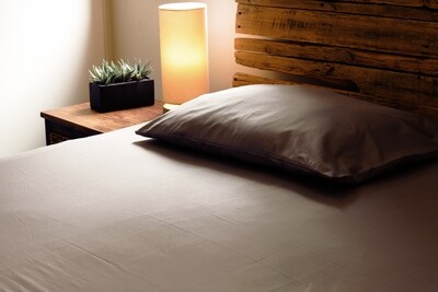 King Fitted Sheet - extra length (10% Pure Silver)