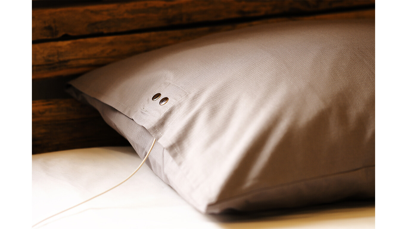 Pillow case (10% Pure Silver)