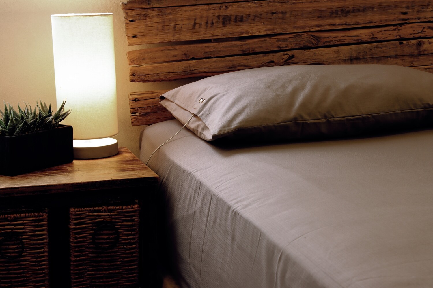Double Fitted Sheet (10% Pure Silver)