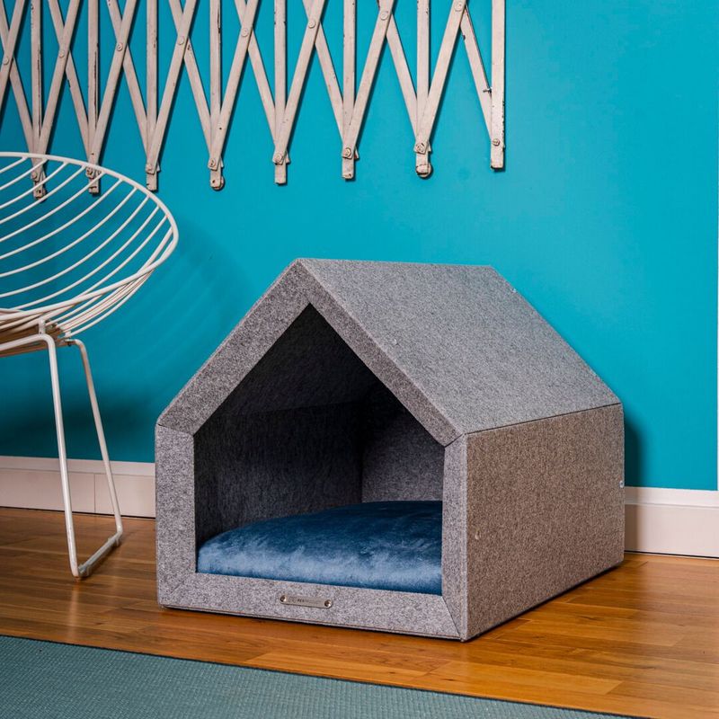 PETHome Hundehütte 2.0 mit "Soft-Pet" Kissen - aus 100% recycelten PET Flaschen