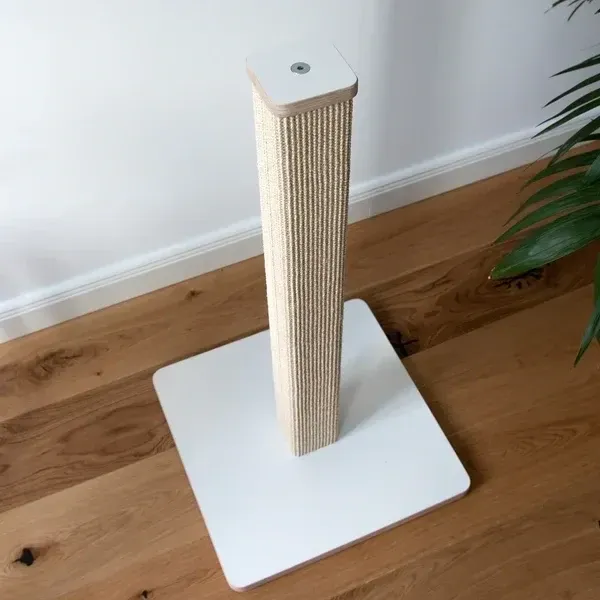 Streckenp(f)osten / Kratzsäule aus Sisal