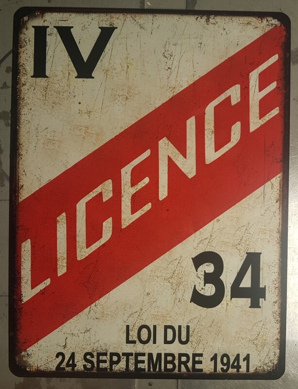 Plaque métal vintage Licence IV