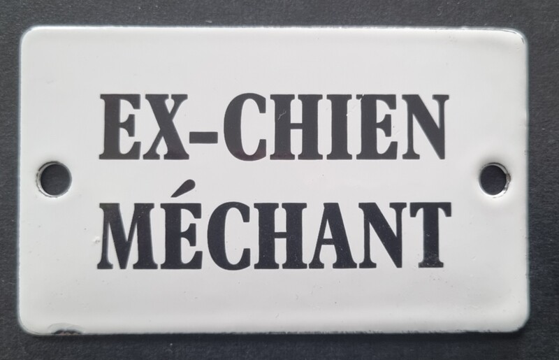 Plaque émail La maison ne fait pas crédit 
