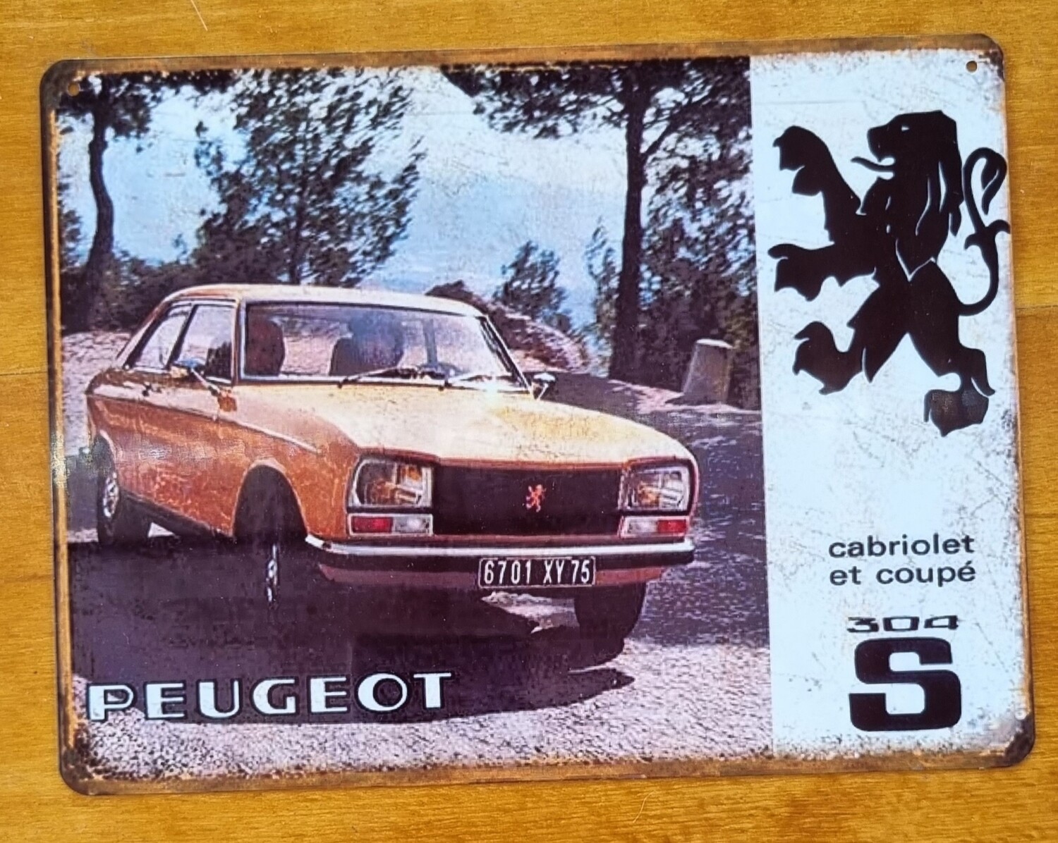 Plaque métal vintage Peugeot 304 Coupé et Cabriolet