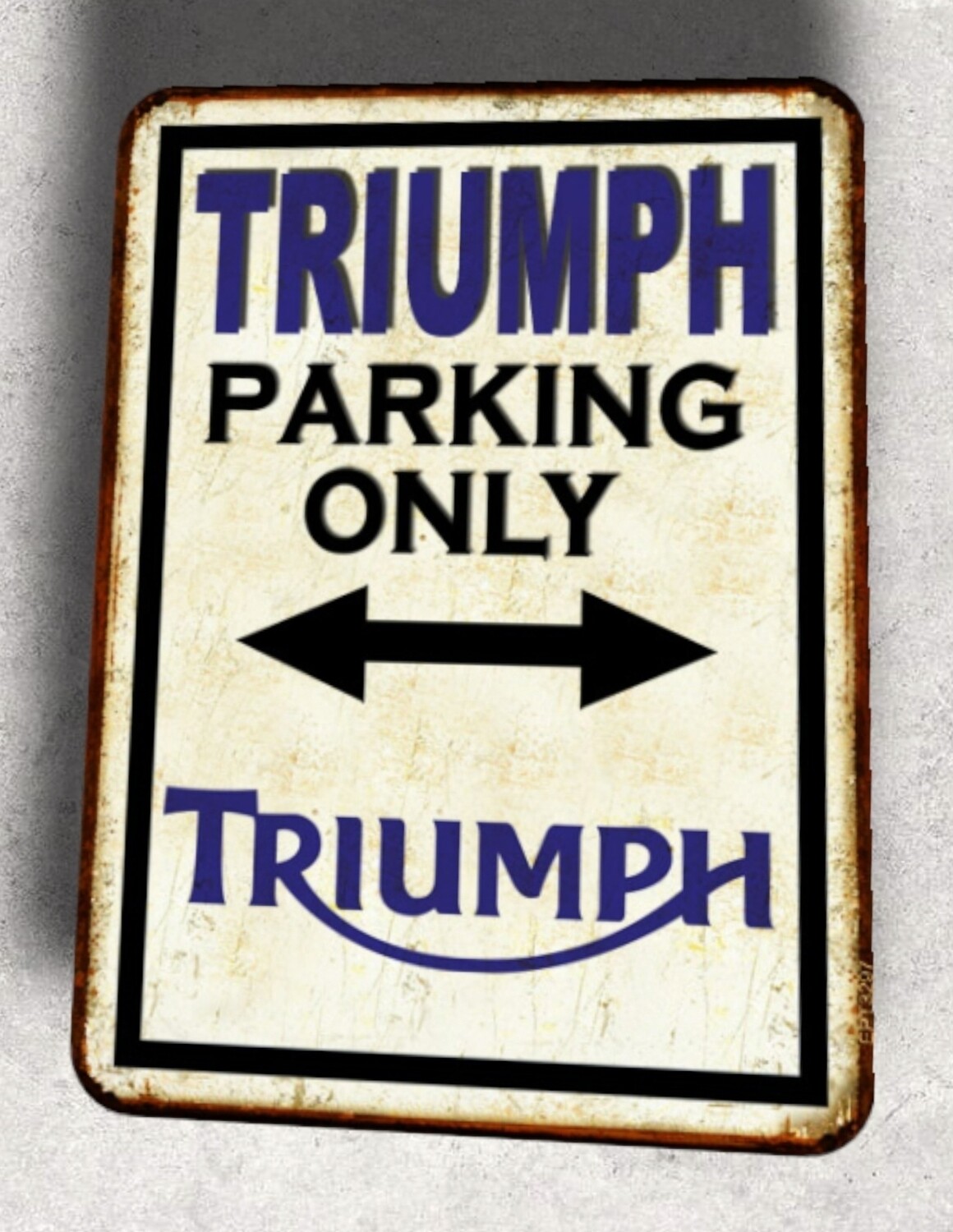 Plaque métal vintage Parking Triumph