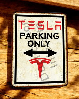 Plaque métal vintage Parking Only Tesla