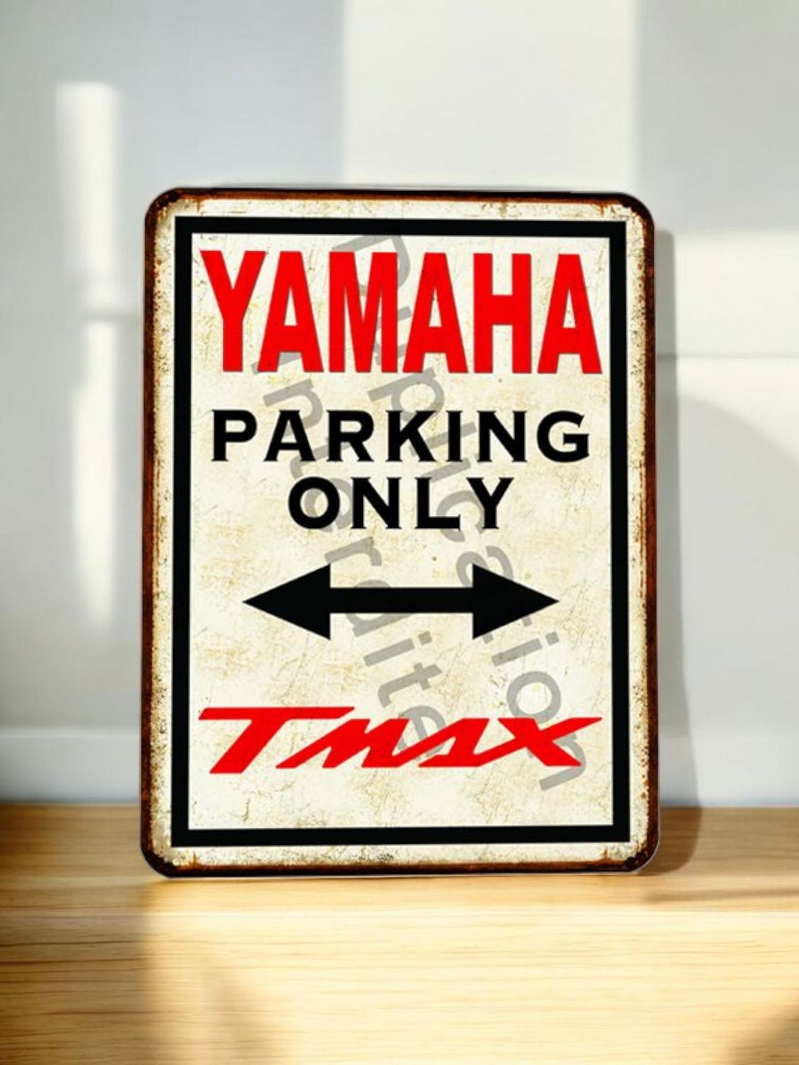 Plaque métal vintage Yamaha Tmax parking Only