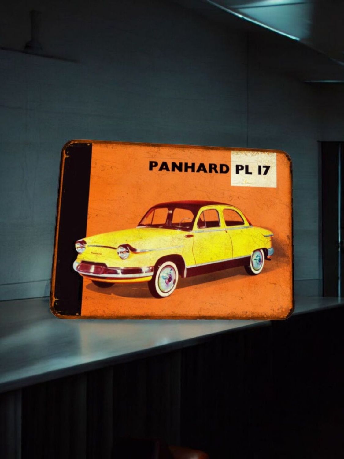 Plaque métal vintage Panhard PL17