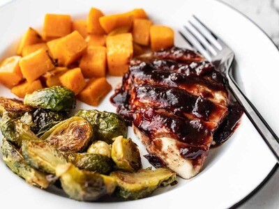 Cranberry Chicken with Roasted Veggies