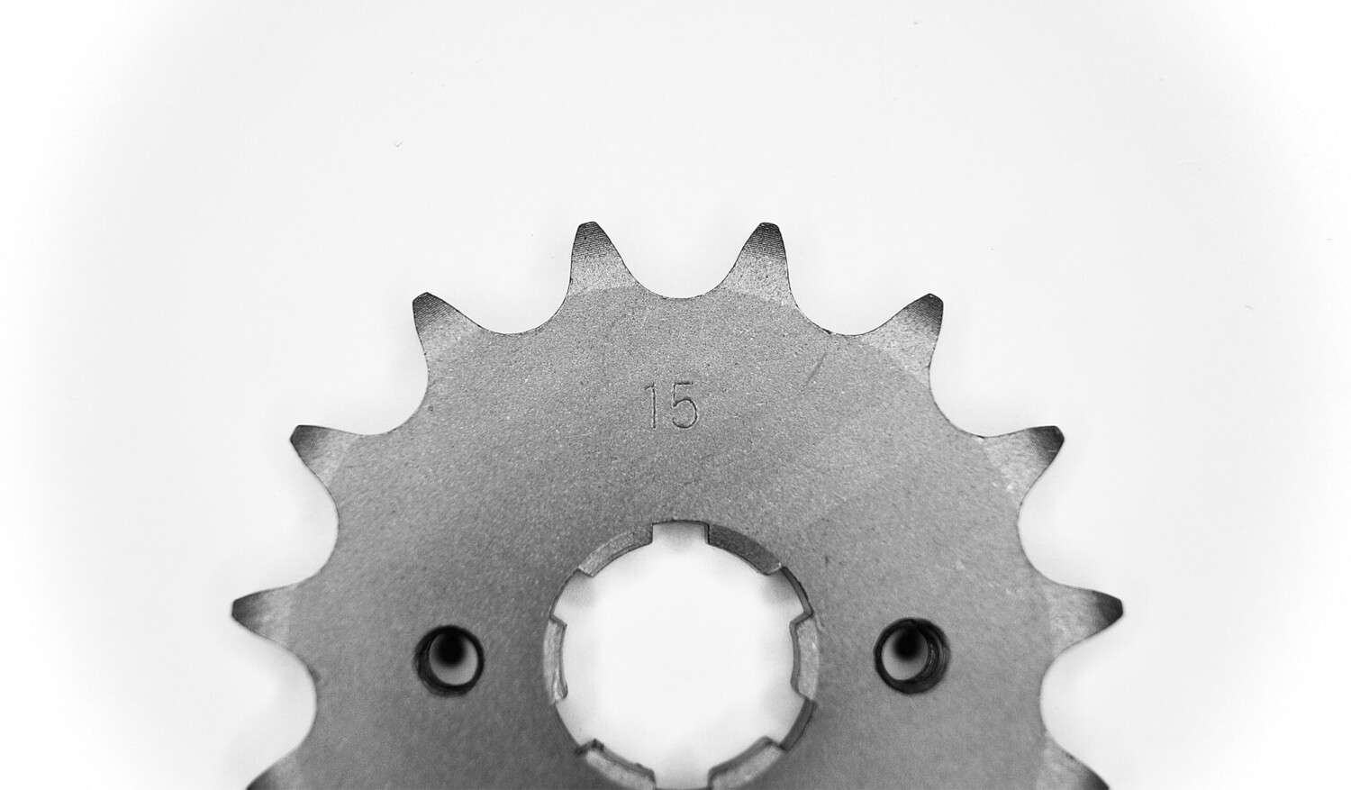 Piñón de 15 dientes estría gruesa Piñón de 15 dientes estría gruesa