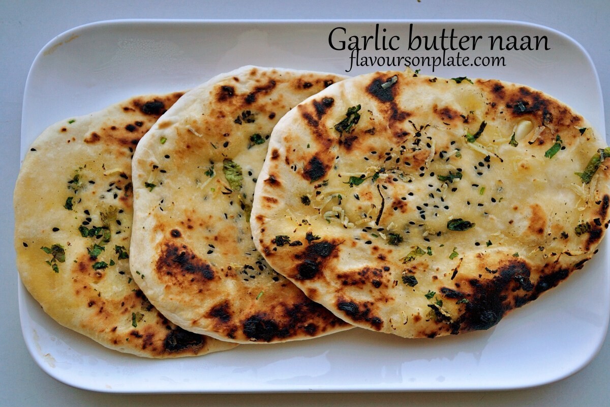 Cheese Or Garlic Naan Roti