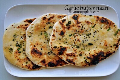 Cheese Or Garlic Naan Roti