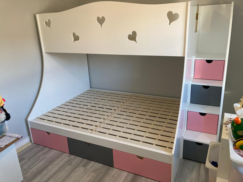 Double And Single Bunk Bed With Hearts