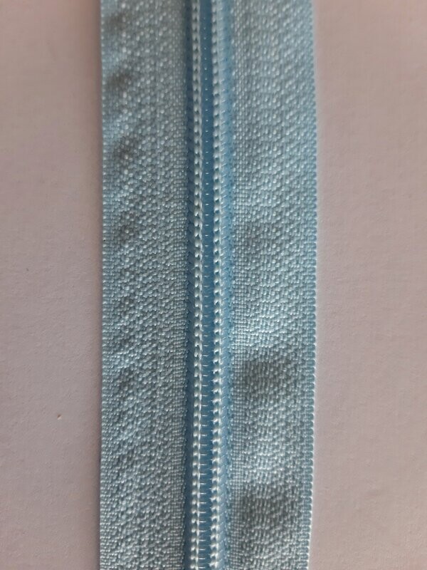 zip maille 5 Bleu Ciel C16 (vendu au mètre)