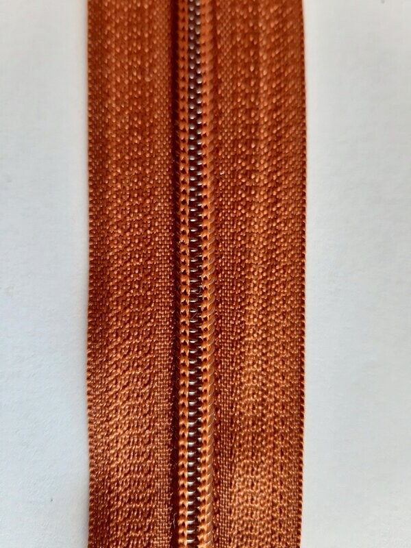 zip maille 5 Caramel C31 (vendu au mètre)