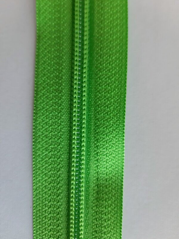 zip maille 5 Vert Pomme C34 (vendu au mètre)