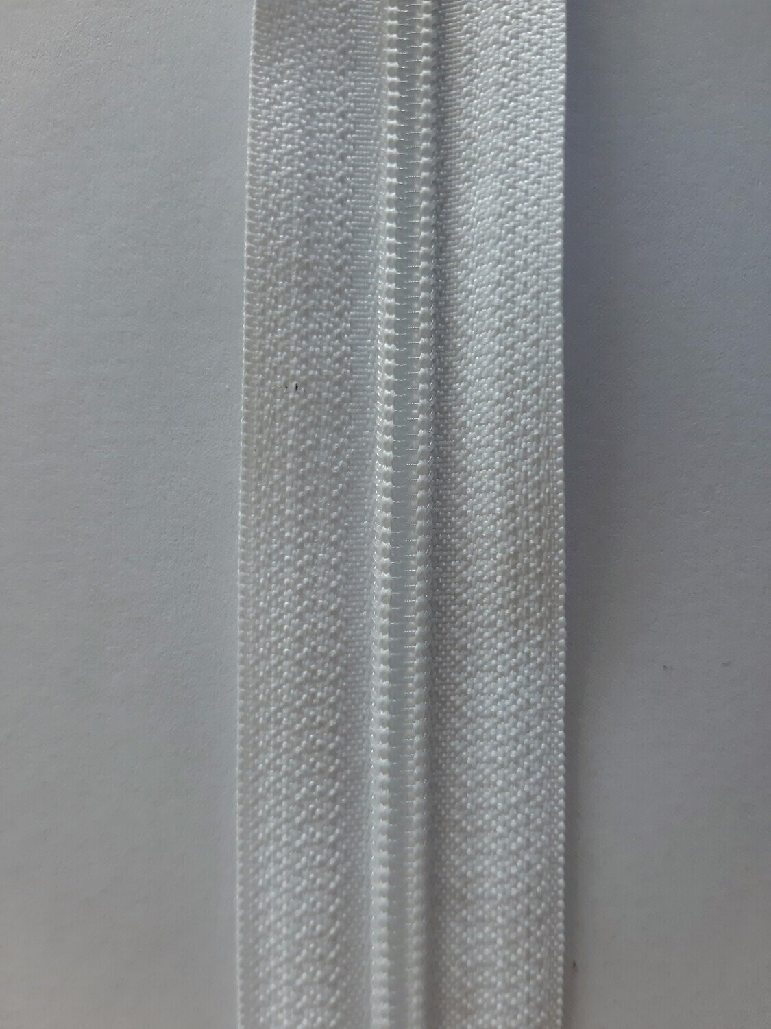 zip maille 5 Blanc C07 (vendu au mètre)