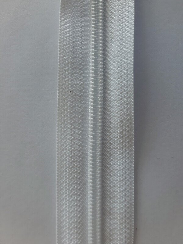 zip maille 5 Blanc C07 (vendu au mètre)