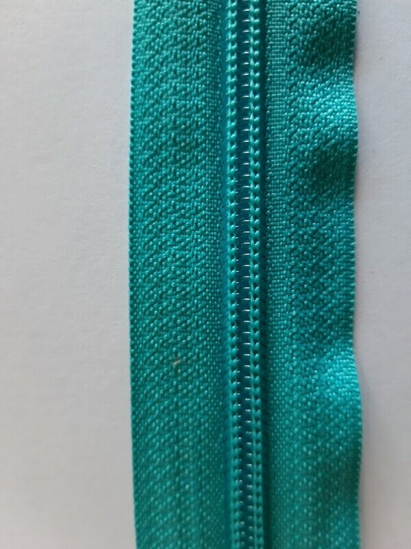 zip maille 5 Bleu Mer Du Sud C39 (vendu au mètre)