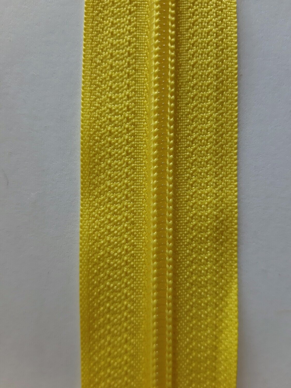 zip maille 5 Jaune Poussin C26 (vendu au mètre)