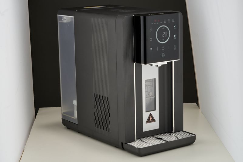 ClearVital Auftisch-Wasseranlage Filtdrop – Schwarz