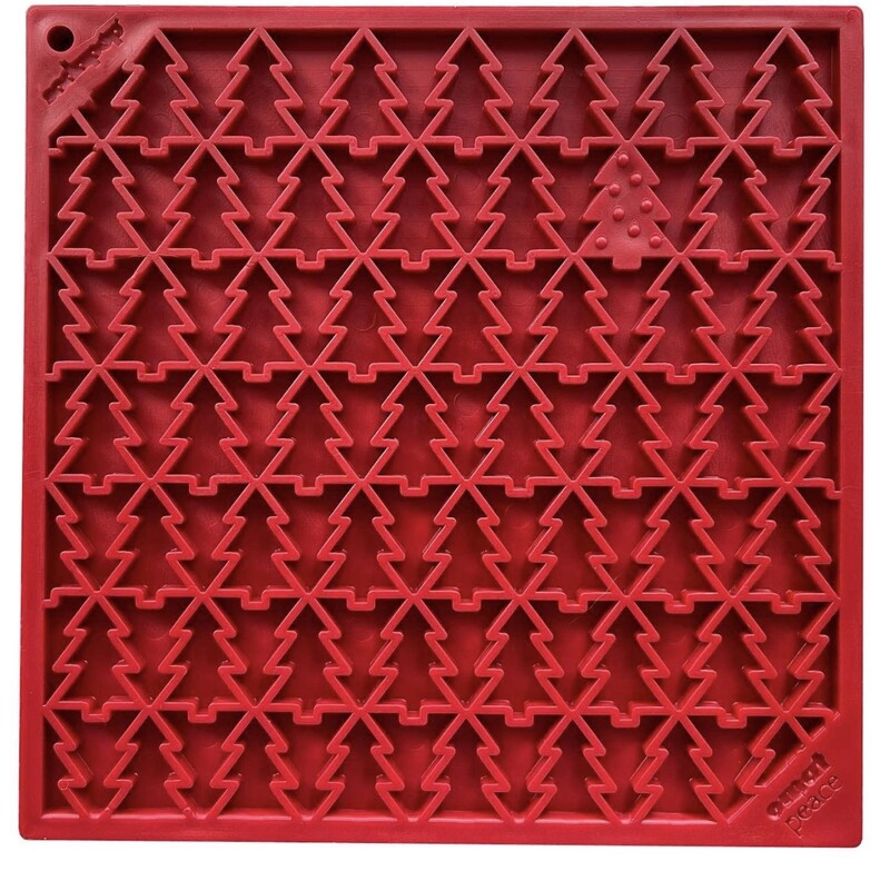 SODA PUP Christmas Tree Enrichment Lick Mat