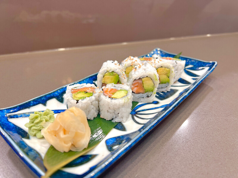 Salmon &amp; Avocado Roll