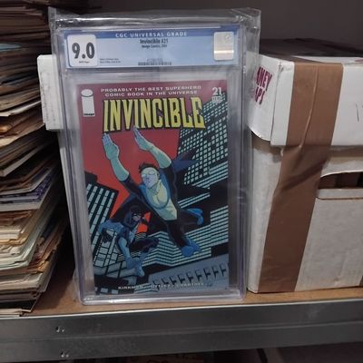 Invincible # 21 CGC 9.0 Comic Invincible # 21 CGC 9.0 Comic
