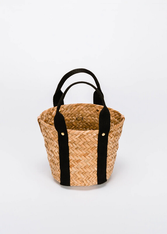 Kayu Mini Colbie in Black