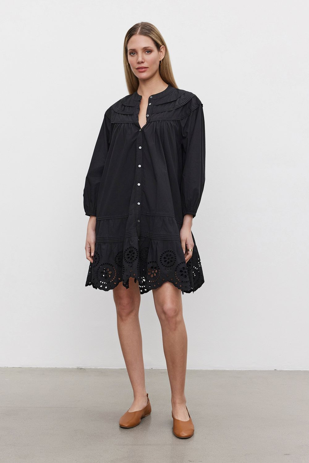 Velvet Barb06 Dress in Black