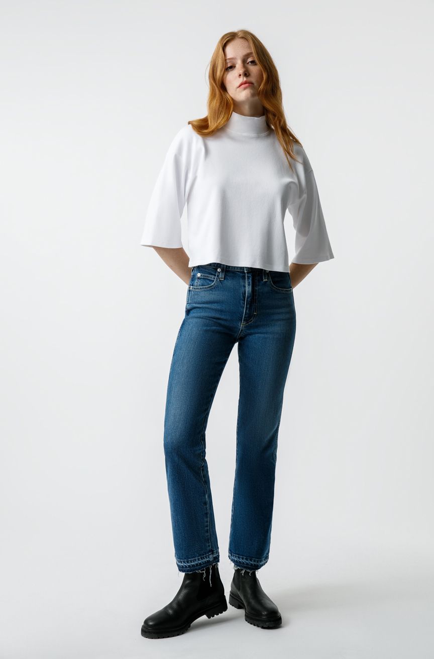 Amo Bella Crop in Crush