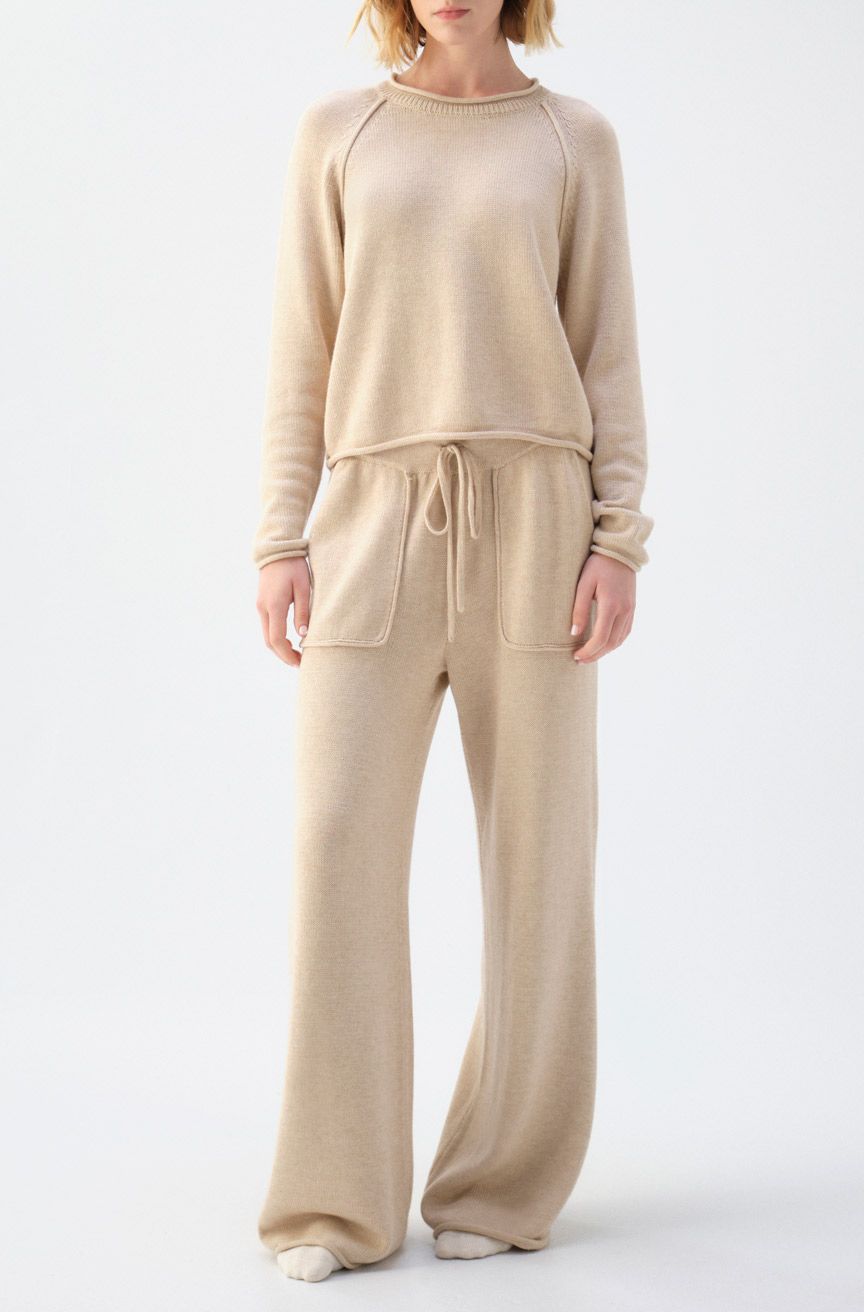 Amo Mara Lounge Sweater in Camel