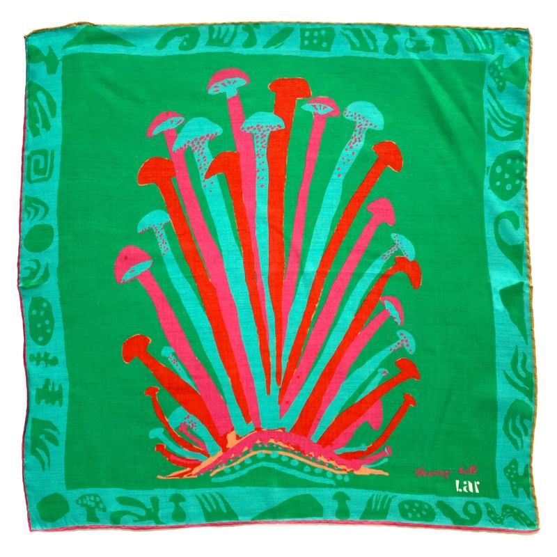 Lar Studio Shimeji Hill Green Scarf