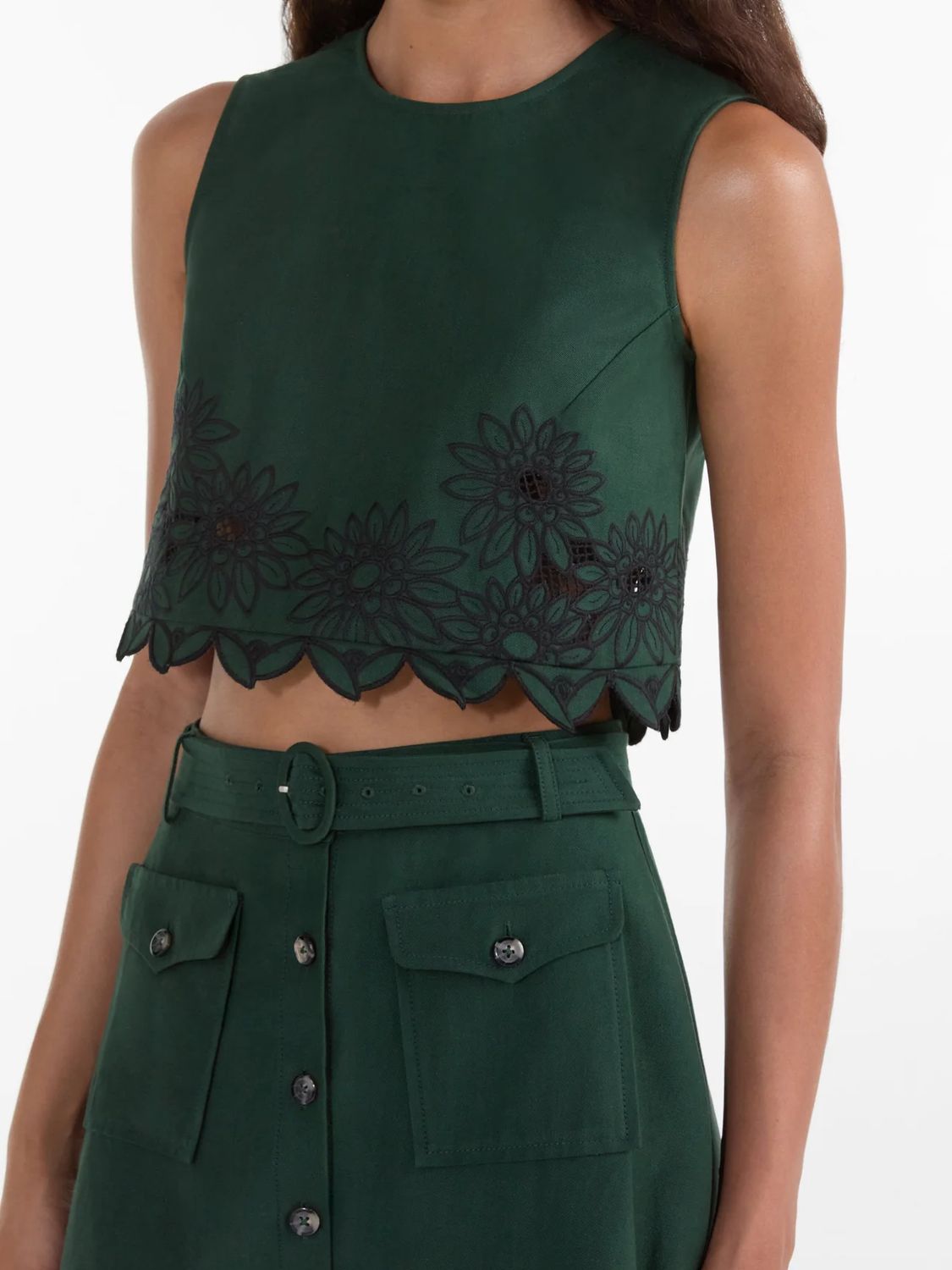Saloni Beth Crop-C Top in Pine Green Daisy