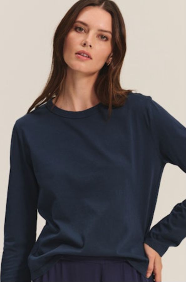 Velvet Susanna Tee in Navy