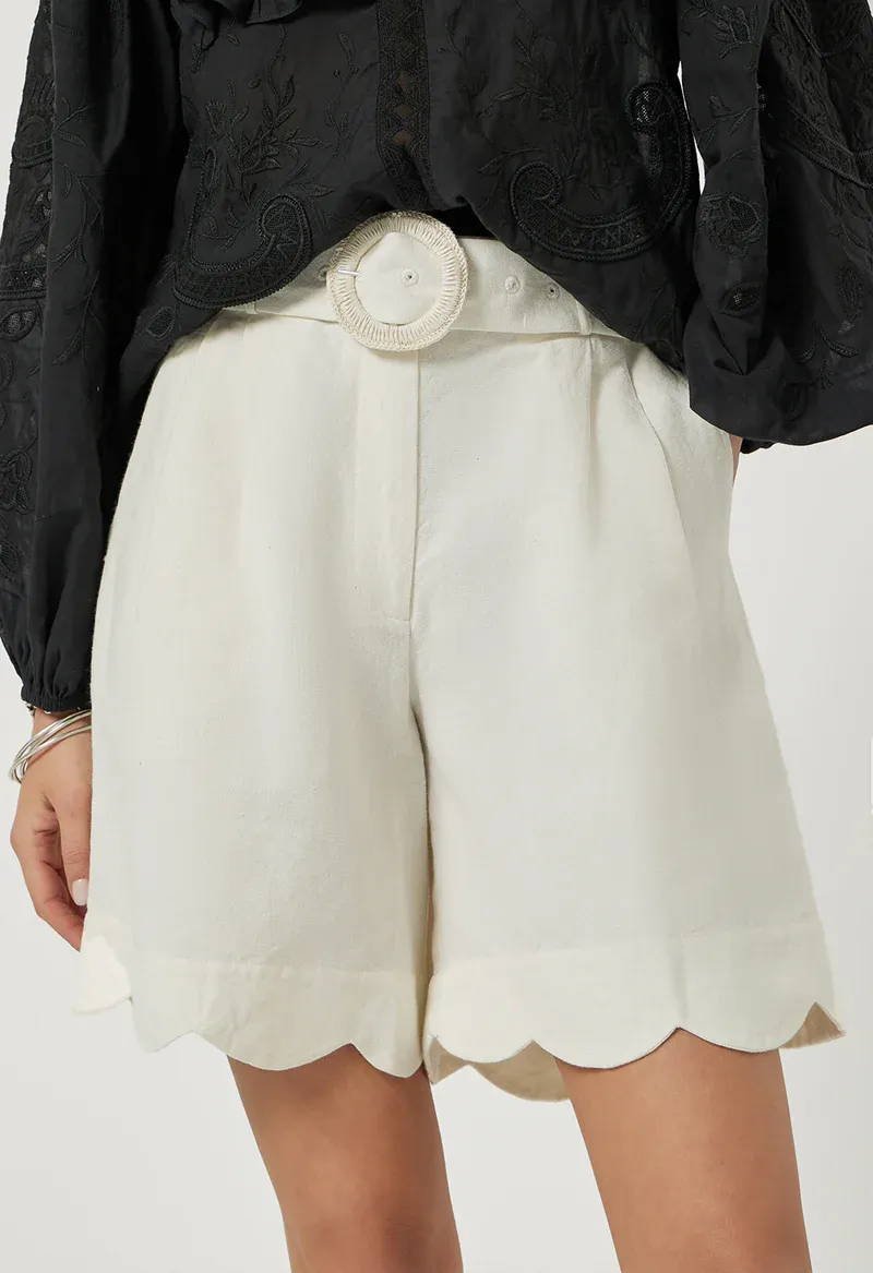 Scarlett Poppies Basica Shorts in Papyrus