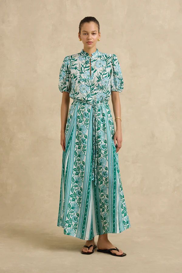 Hannah Oceanus Dress in Spring Daisy Light Blue