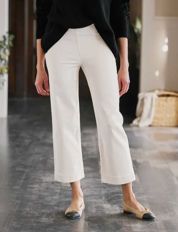 Frank &amp; Eileen Westport Illusion in Antique White