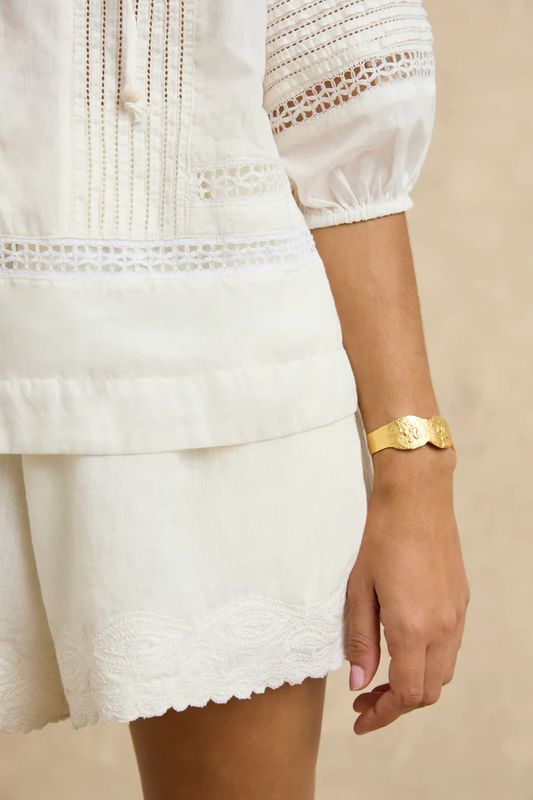 Hannah Kora Short in Ivory