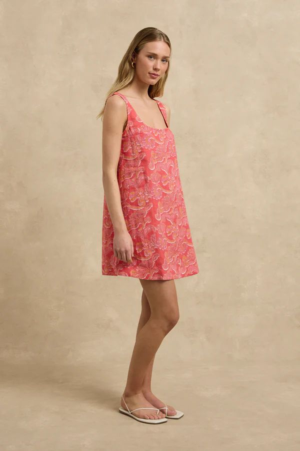 Hannah Mia Mini Dress in Brocade Fuchsia