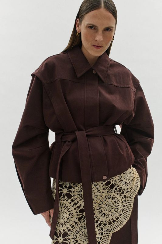 Clea Xander Cropped Jacket in Molasses