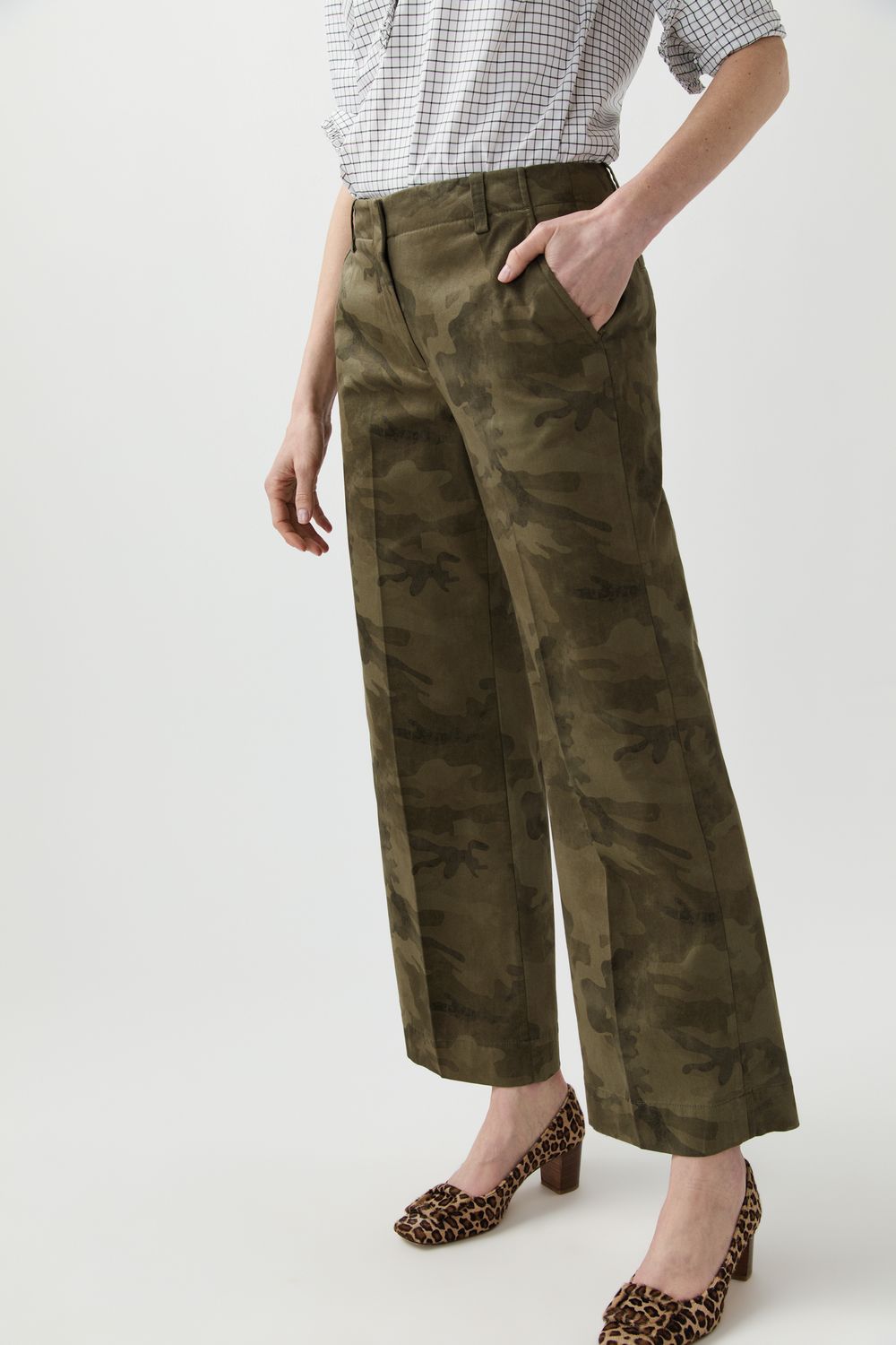 Ann Mashburn Frankie Cropped Pant in Camo