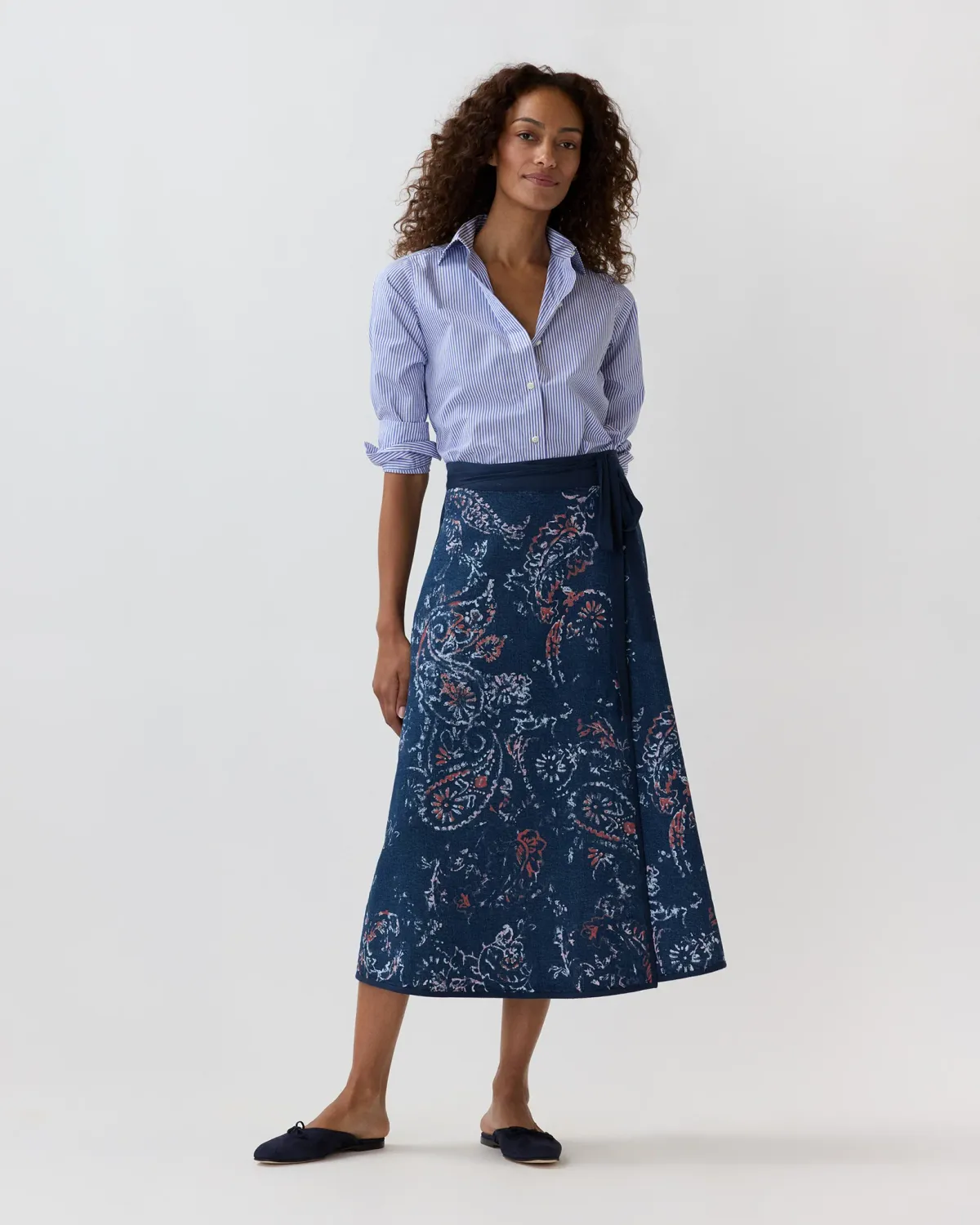 Ann Mashburn Wren Wrap Skirt in Indigo/Red Painted Paisley