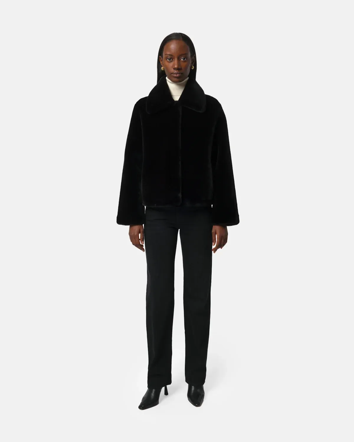 Apparis Elis Coat in Noir