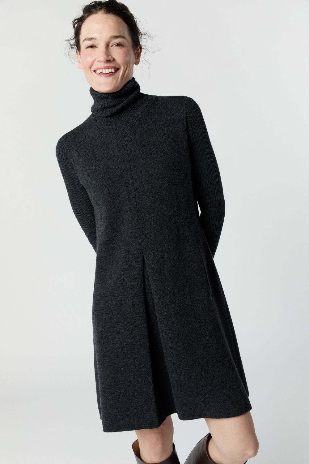 Ann Mashburn Fosette Dress in Heather Charcoal Extra Fine Merino Wool