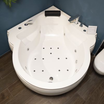 Baignoire hydromassage en Tunisie - plongez dans une expérience de détente absolue