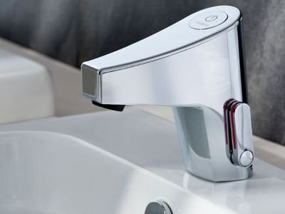 Robinetterie sensitive pour lavabo