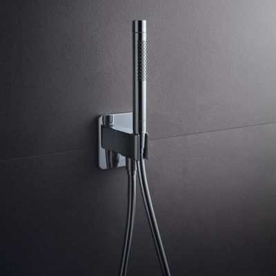 Supports muraux avec douchette à main