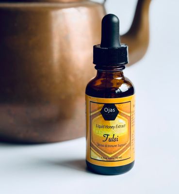 Kapoor Tusli (Holy Basil) Honey Extract